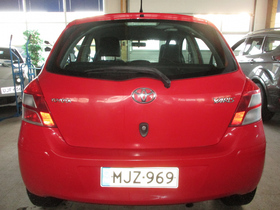 Toyota Yaris vaihtoauto