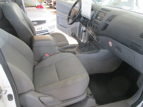 Toyota Hilux vaihtoauto