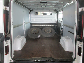 Opel Vivaro vaihtoauto