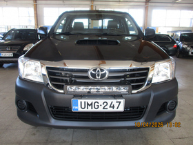 Toyota Hilux vaihtoauto