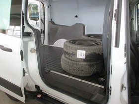 Ford Transit Connect vaihtoauto