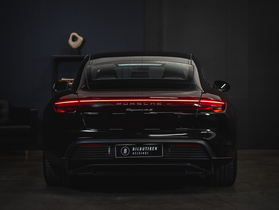 Porsche Taycan vaihtoauto