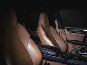 Porsche Cayenne vaihtoauto