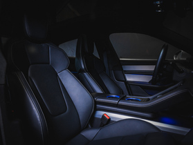 Porsche Taycan vaihtoauto