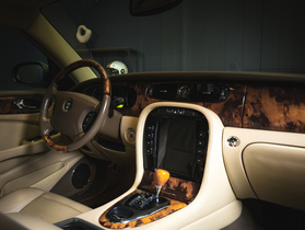 Jaguar XJ vaihtoauto