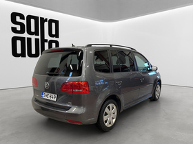 Volkswagen Touran vaihtoauto