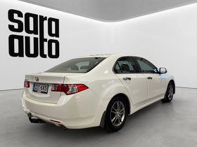 Honda Accord vaihtoauto