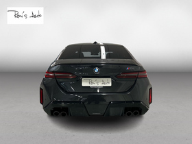 BMW M5 vaihtoauto