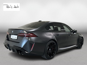 BMW M5 vaihtoauto