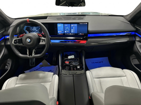 BMW M5 vaihtoauto