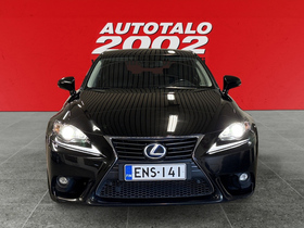 Lexus IS vaihtoauto