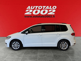 Volkswagen Touran vaihtoauto