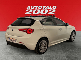 Alfa Romeo Giulietta vaihtoauto