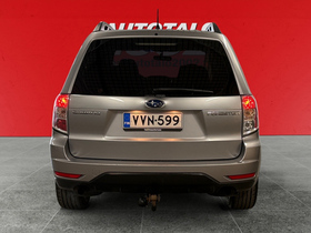 Subaru Forester vaihtoauto