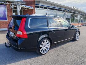 Volvo V70 vaihtoauto