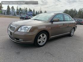 Toyota Avensis vaihtoauto
