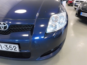 Toyota Auris vaihtoauto