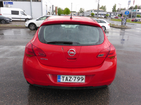 Opel Astra vaihtoauto