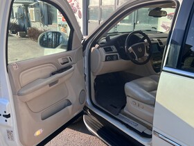 Cadillac Escalade vaihtoauto