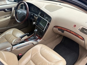 Volvo XC70 vaihtoauto