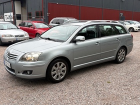 Toyota Avensis vaihtoauto