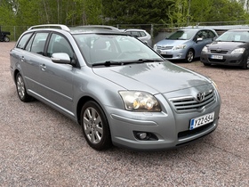 Toyota Avensis vaihtoauto