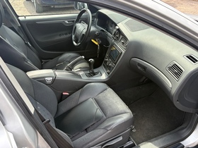 Volvo V70 vaihtoauto