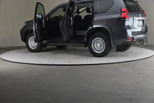 Toyota Land Cruiser vaihtoauto