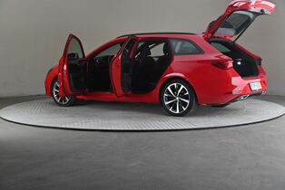 SEAT Leon Sportstourer vaihtoauto
