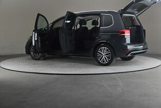 Volkswagen Touran vaihtoauto