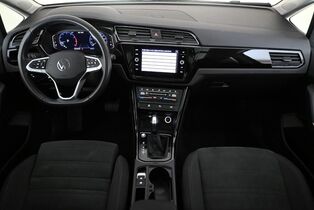 Volkswagen Touran vaihtoauto