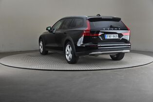 Volvo V60 Cross Country vaihtoauto