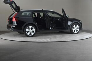 Volvo V60 Cross Country vaihtoauto