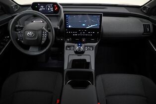 Toyota bZ4X vaihtoauto