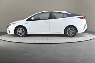 Toyota Prius Plug-in vaihtoauto