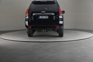 Toyota Land Cruiser vaihtoauto