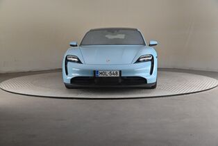 Porsche Taycan vaihtoauto