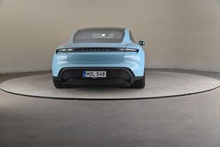 Porsche Taycan vaihtoauto