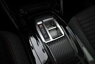 Peugeot e-208 vaihtoauto