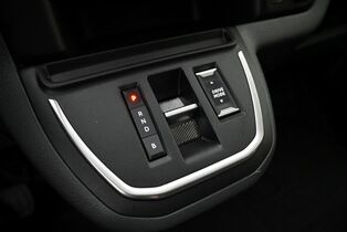 Peugeot e-Expert vaihtoauto