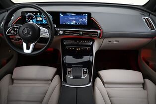 Mercedes-Benz EQC vaihtoauto