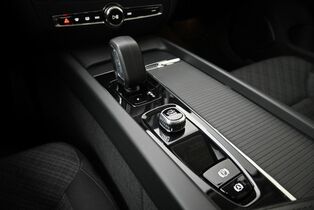 Volvo V60 Cross Country vaihtoauto