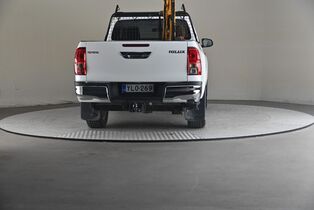 Toyota Hilux vaihtoauto