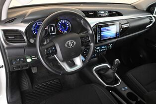 Toyota Hilux vaihtoauto