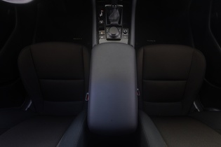 Mazda 3 vaihtoauto