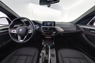 BMW iX3 vaihtoauto