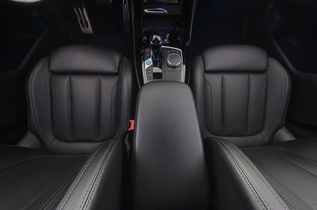 BMW iX3 vaihtoauto