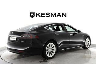 Tesla Model S vaihtoauto