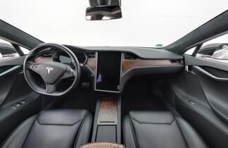 Tesla Model S vaihtoauto