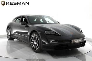 Porsche Taycan vaihtoauto